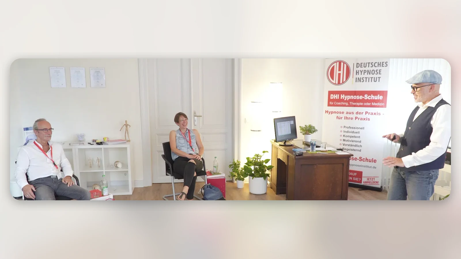 Reale Vollpräsenz-Ausbildung mit Lars Gutzeit und Teilnehmenden im Seminarraum – vollständiger Originalausschnitt